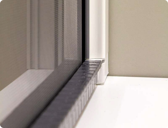 Protégez votre intérieur avec des moustiquaires élégantes et efficaces